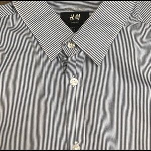 H&M Slim Fit Tailored Shirt size Medium